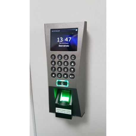 Terminal de control de Presencia y Accesos modelo FP18 ID