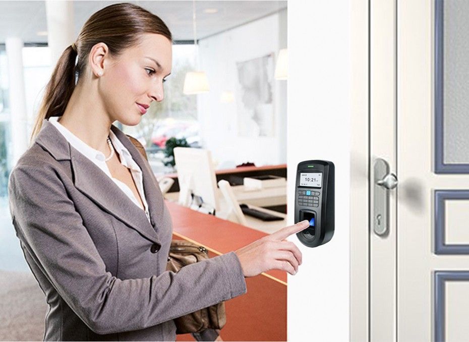 CONTROL ACCESOS